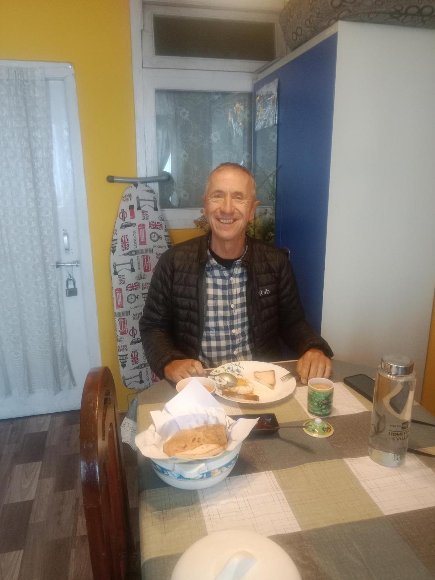 Beverly Hills Home Stay Dardzsiling Kültér fotó